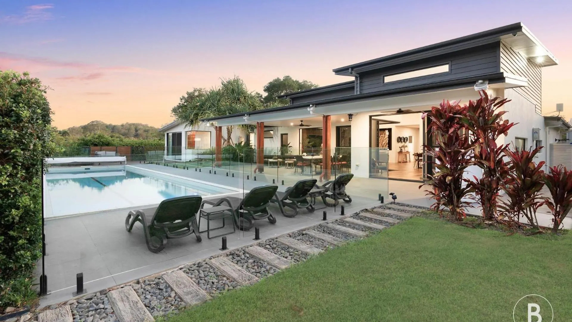 Eva - Eumundi location